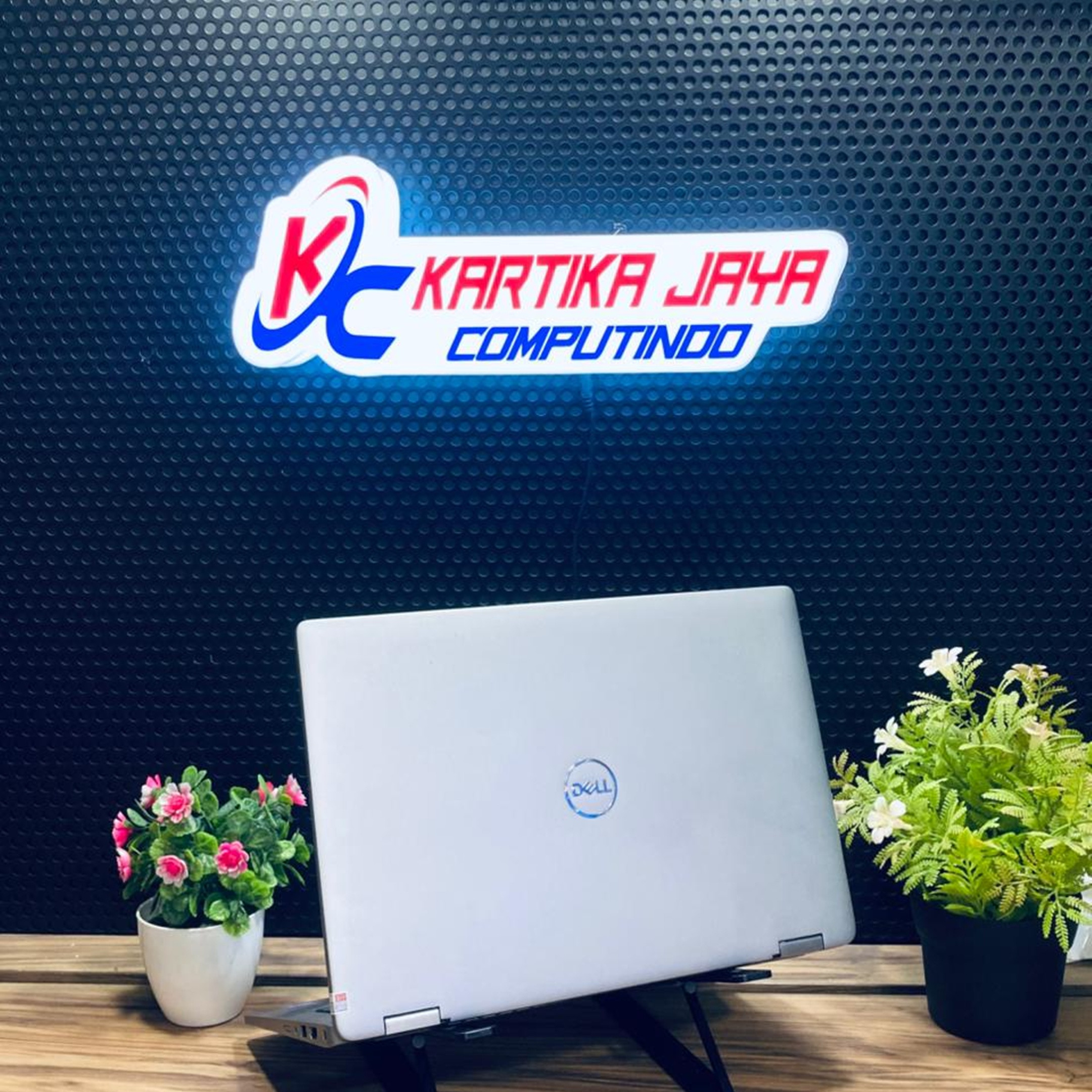 WhatsApp Image 2025-12-18 at 17.21.29_c8451959.jpg